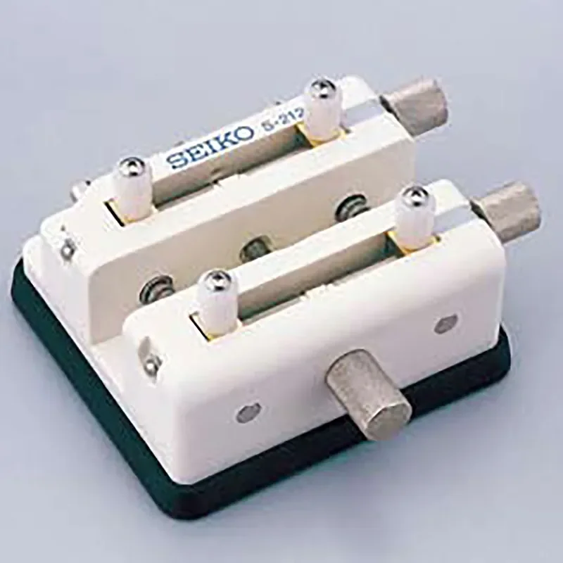 KASSEHOLDER FOR PNING AV SKRUBAKLOKK