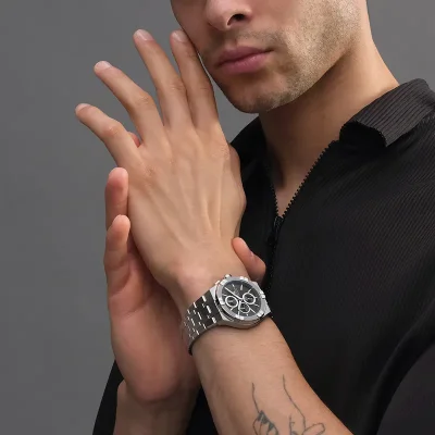 MAURICE LACROIX AIKON AI1118-SS002-330-1