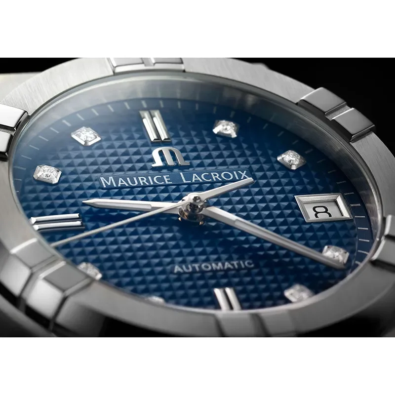 MAURICE LACROIX AIKON AI6006-SS002-450-1