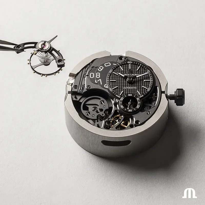 MAURICE LACROIX AIKON AI6118-DLB0B-330-2