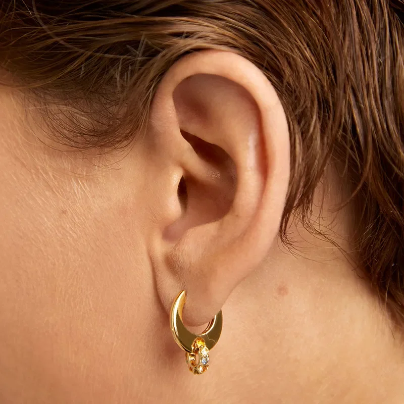 PDPAOLA RAINBOW SPIN HOOP EARRINGS  AR01-B89-U