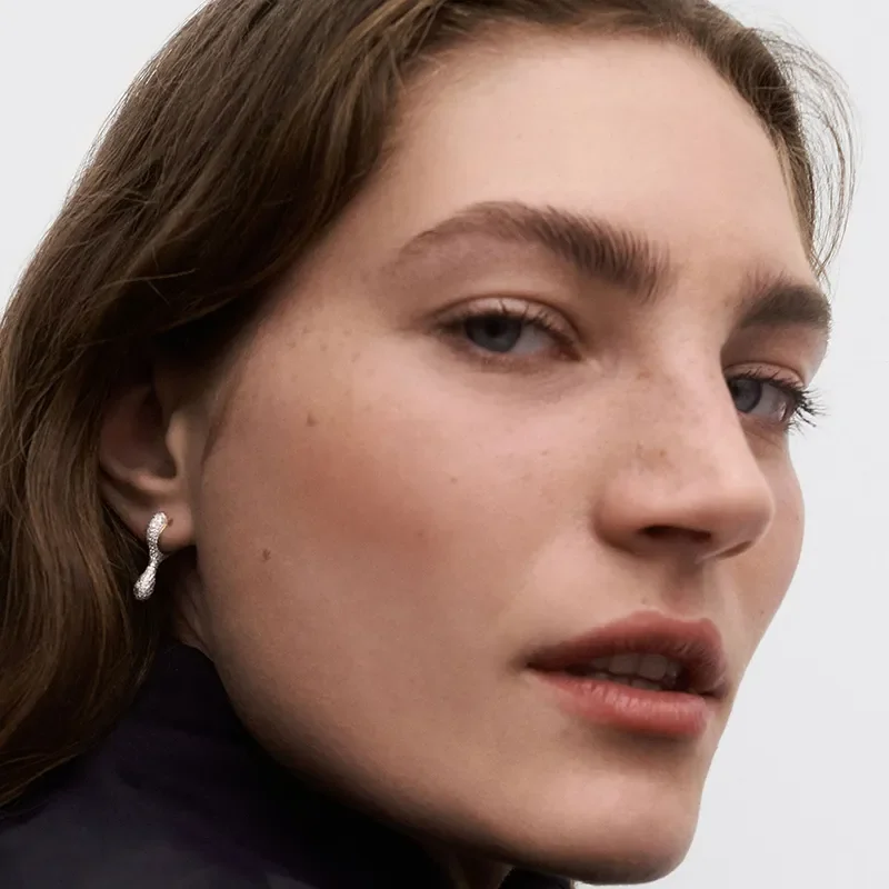 PDPAOLA PAVE RAY HOOP EARRINGS AR01-D25-U