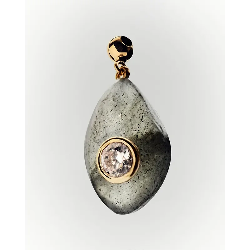 PDPAOLA PROTECTION LABRADORITE CHARM CH01-252-U