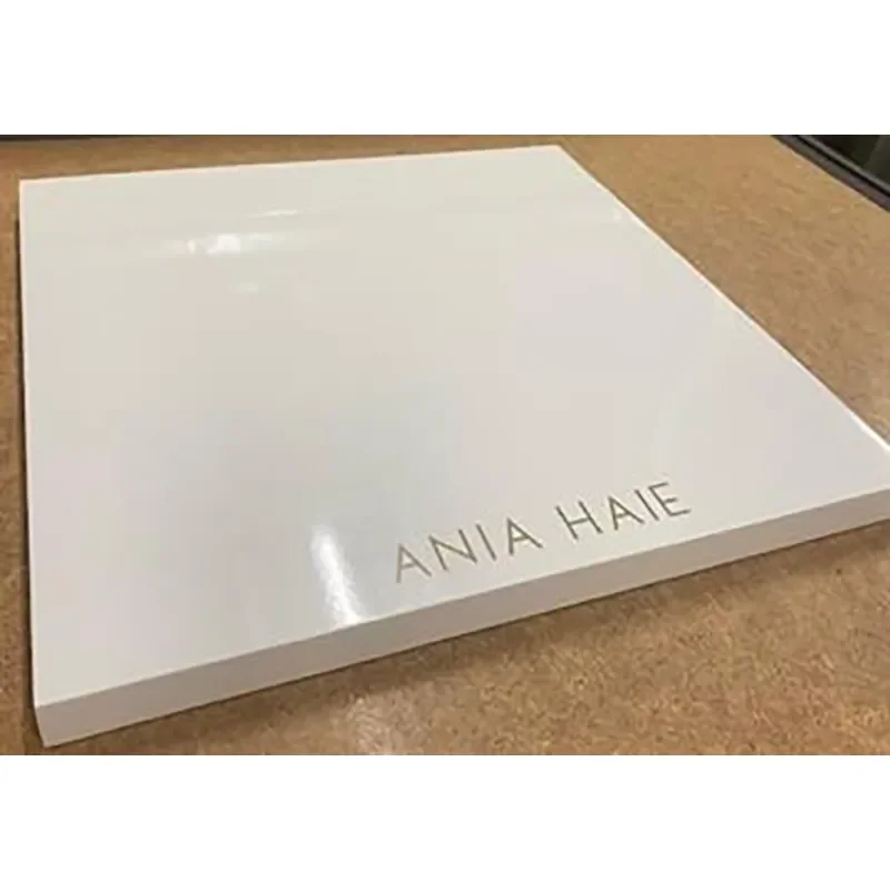 AH SMALL BASEBOARD 300X300X20MM