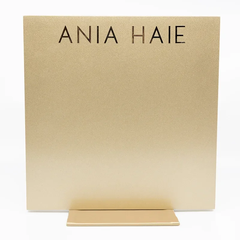 AH POP CHARMS BACKBOARD SMALL (GOLD LOGO+IMAGE)