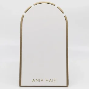 AH LARGE SQUARE NECK