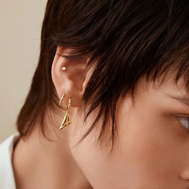 ANIA HAIE GOLD SOLITAIRE CUBIC ZIRCONIA STUD EARRINGS E059-03G