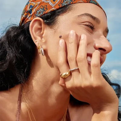 ANIA HAIE TWO-TONE SPARKLING STUD HOOP EARRINGS E072-05T