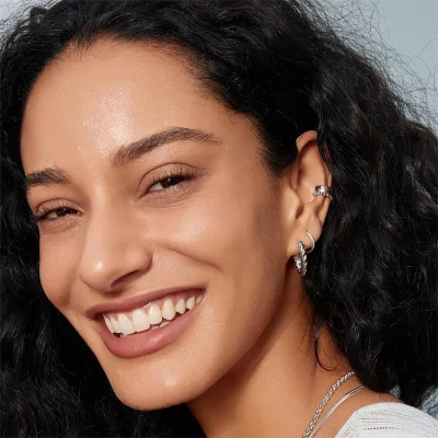 ANIA HAIE SILVER TWISTED HUGGIE HOOP EARRINGS E072-09H