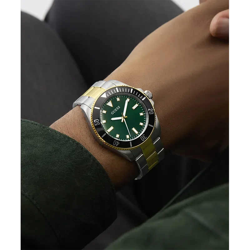 GUESS MENS SPORT  GW0968G4