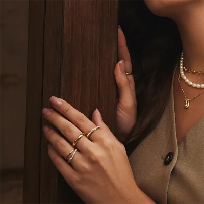 ANIA HAIE GOLD SHELL PEARL BEADED RING R069-03G