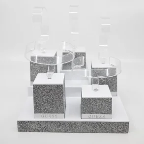 GUESS SWAROVSKI DISPLAY 5 PCS
